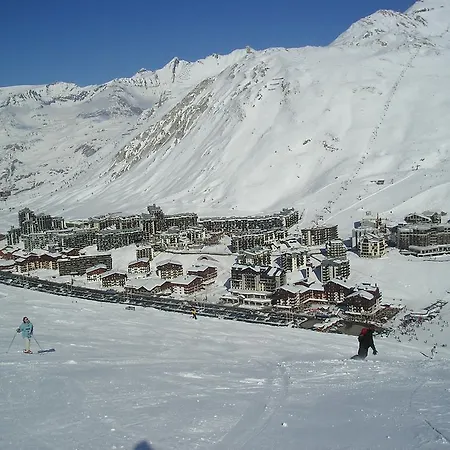 Chalet Chardons Hostel