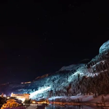 Hostel Chalet Chardons Hostel Tignes