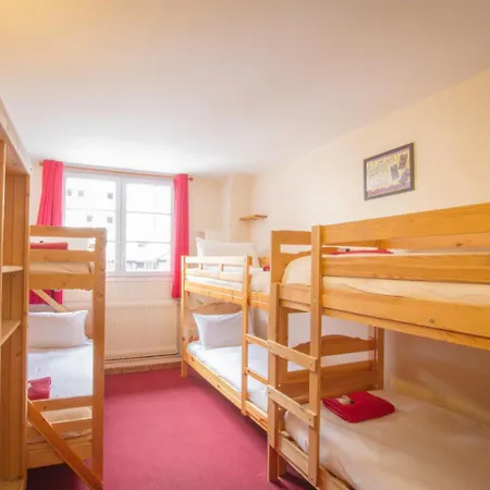 Chalet Chardons Hostel Ostello Tignes